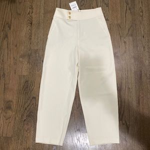 Zara off white work pants. Loose fit. Never worn.